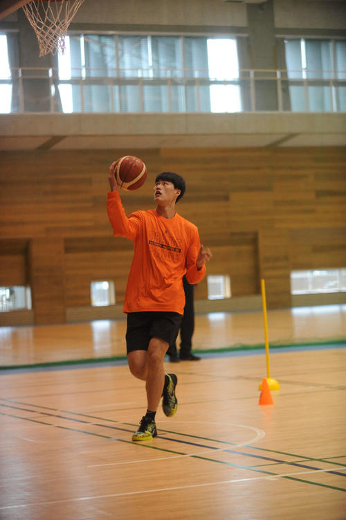 新潟での初練習をこなす星野