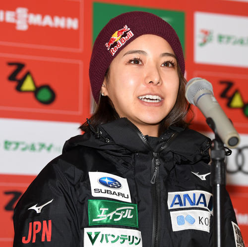 本戦に向け意気込みを語った高梨（2020年1月16日）