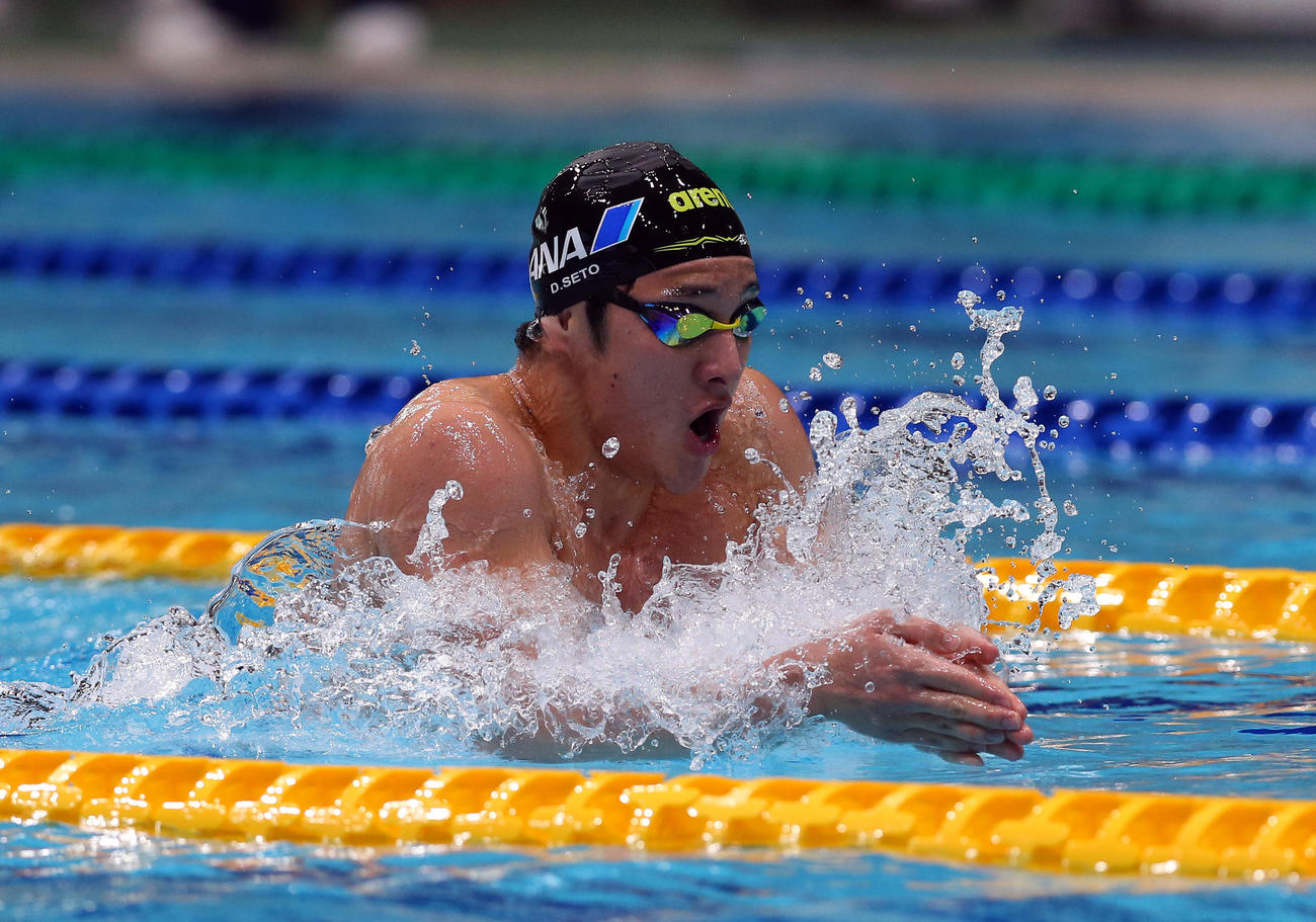 男子400メートル個人メドレー予選4組予選を4分11秒85で泳いだ瀬戸（撮影・大野祥一）
