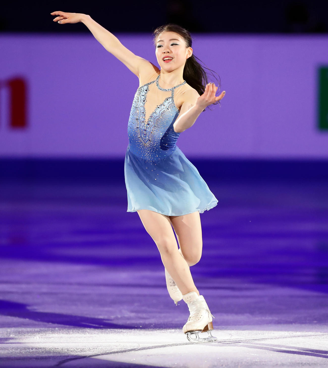 エキシビションで演技を披露する紀平（撮影・浅見桂子）