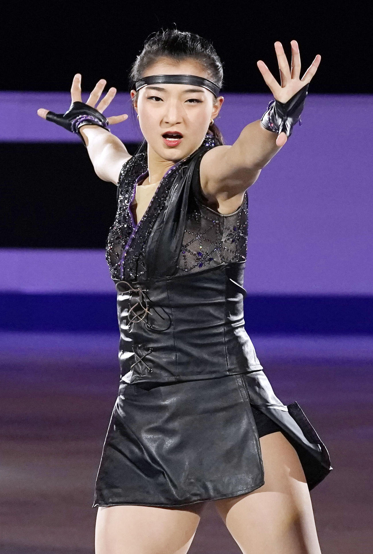 エキシビションで演技する坂本花織（共同）