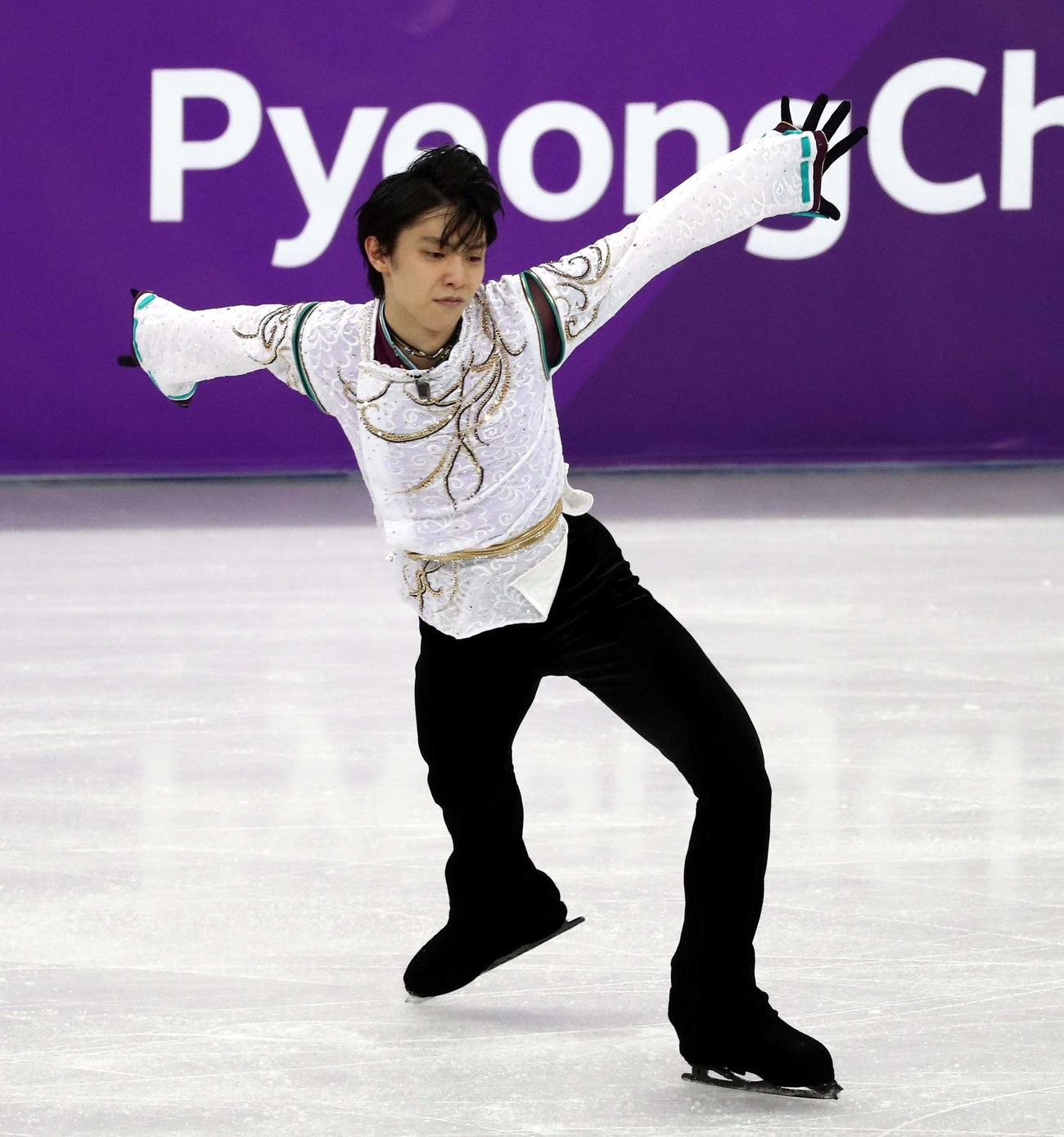 平昌五輪で演技する羽生（18年2月撮影）