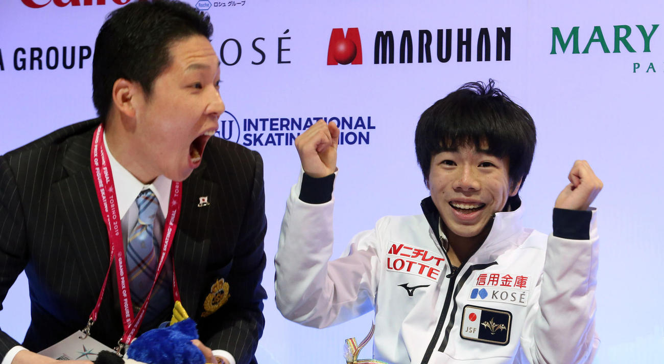 佐藤駿キスクラ笑顔咲く 全ジャンプ成功79 30 フィギュア 日刊スポーツ