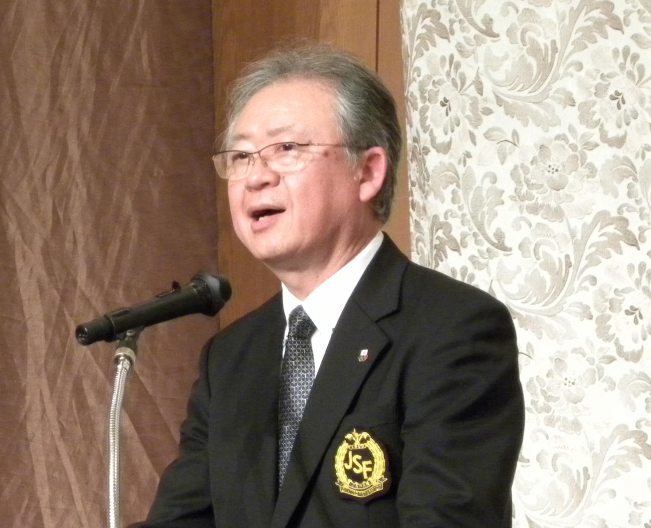 伊東秀仁フィギュア部長