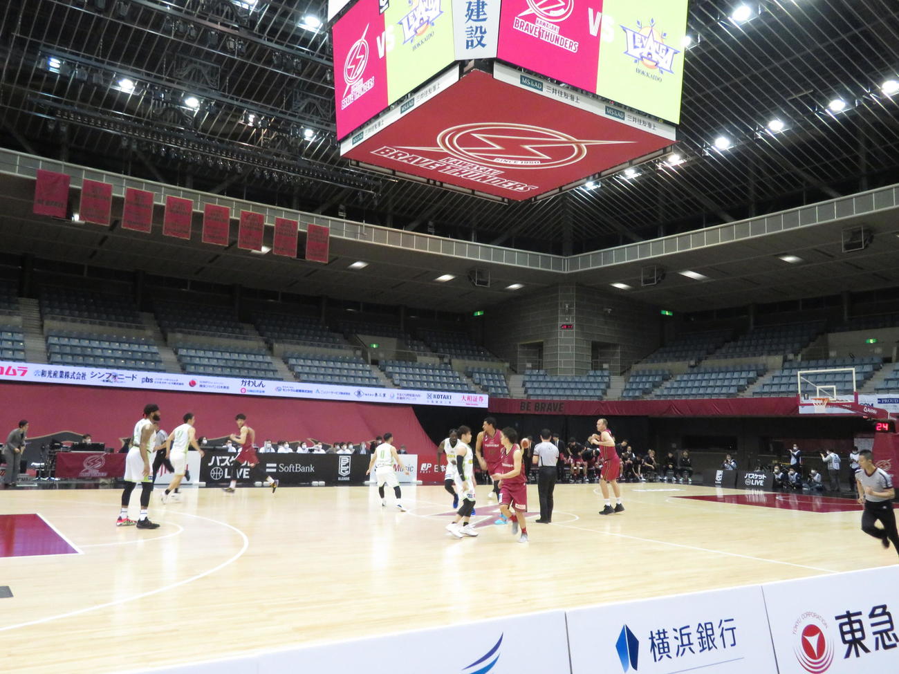 無観客の等々力アリーナで行われたBリーグ川崎対北海道