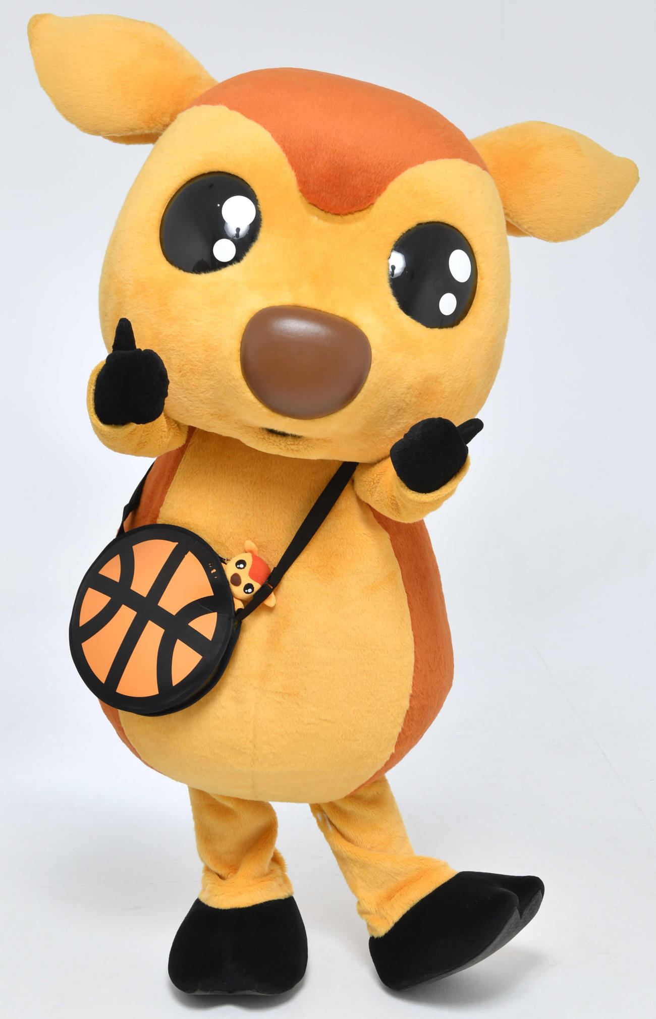 第3回Bリーグマスコット総選挙に臨むバンビシャス奈良のシカッチェ（チーム提供）