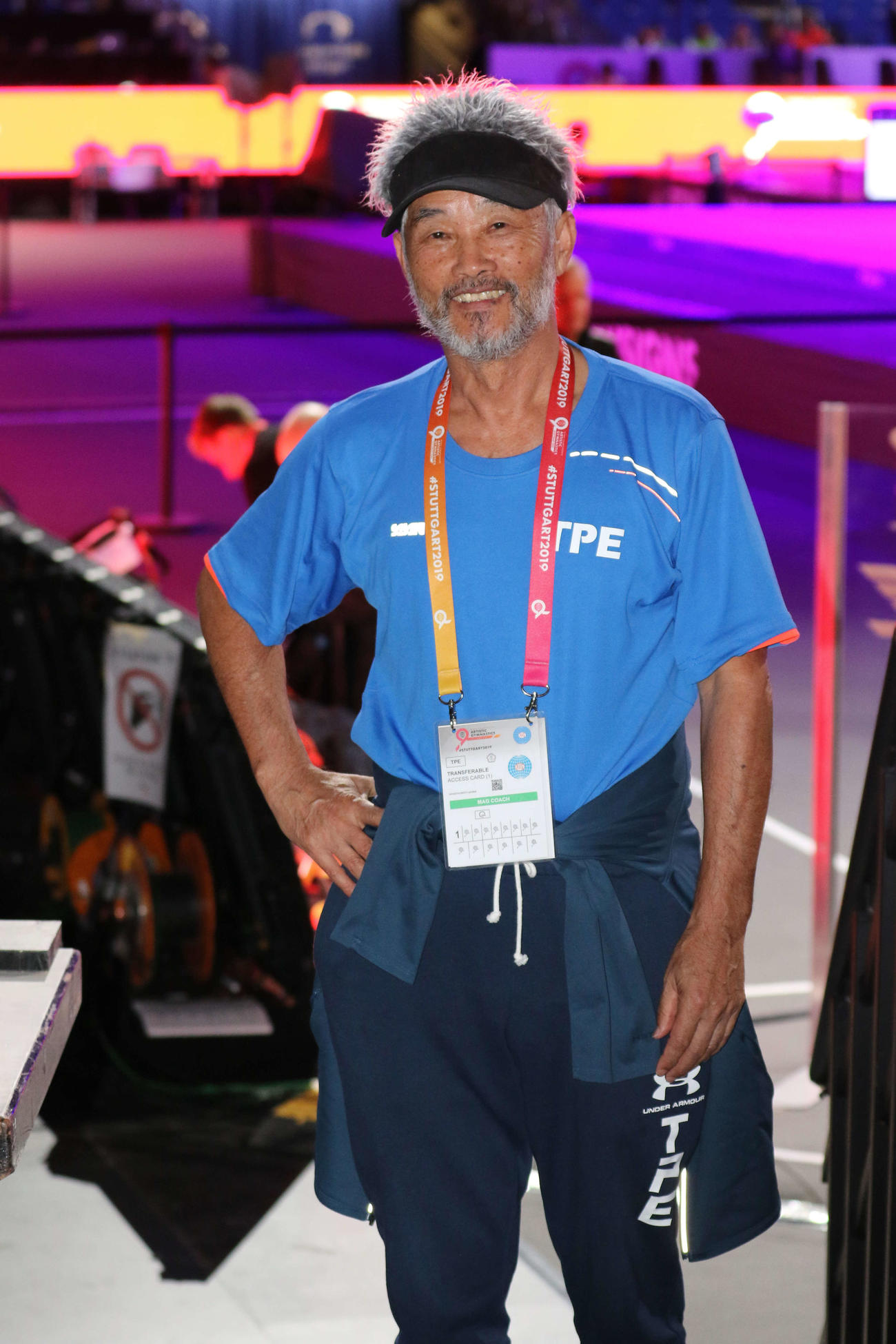 19年10月、体操世界選手権で台湾代表を率いる浜田貞雄氏