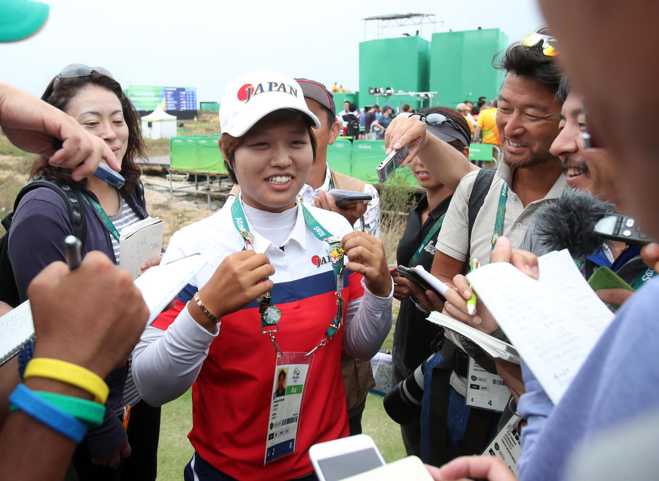 16年8月20日、リオデジャネイロ五輪　ゴルフ女子　最終ラウンド　笑顔で取材に応じる野村敏京