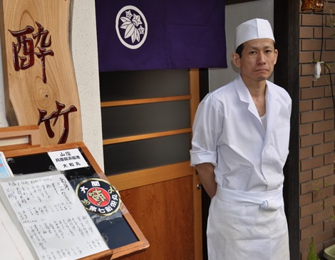 大野均へ感謝の気持ちを伝える竹内秀夫さん