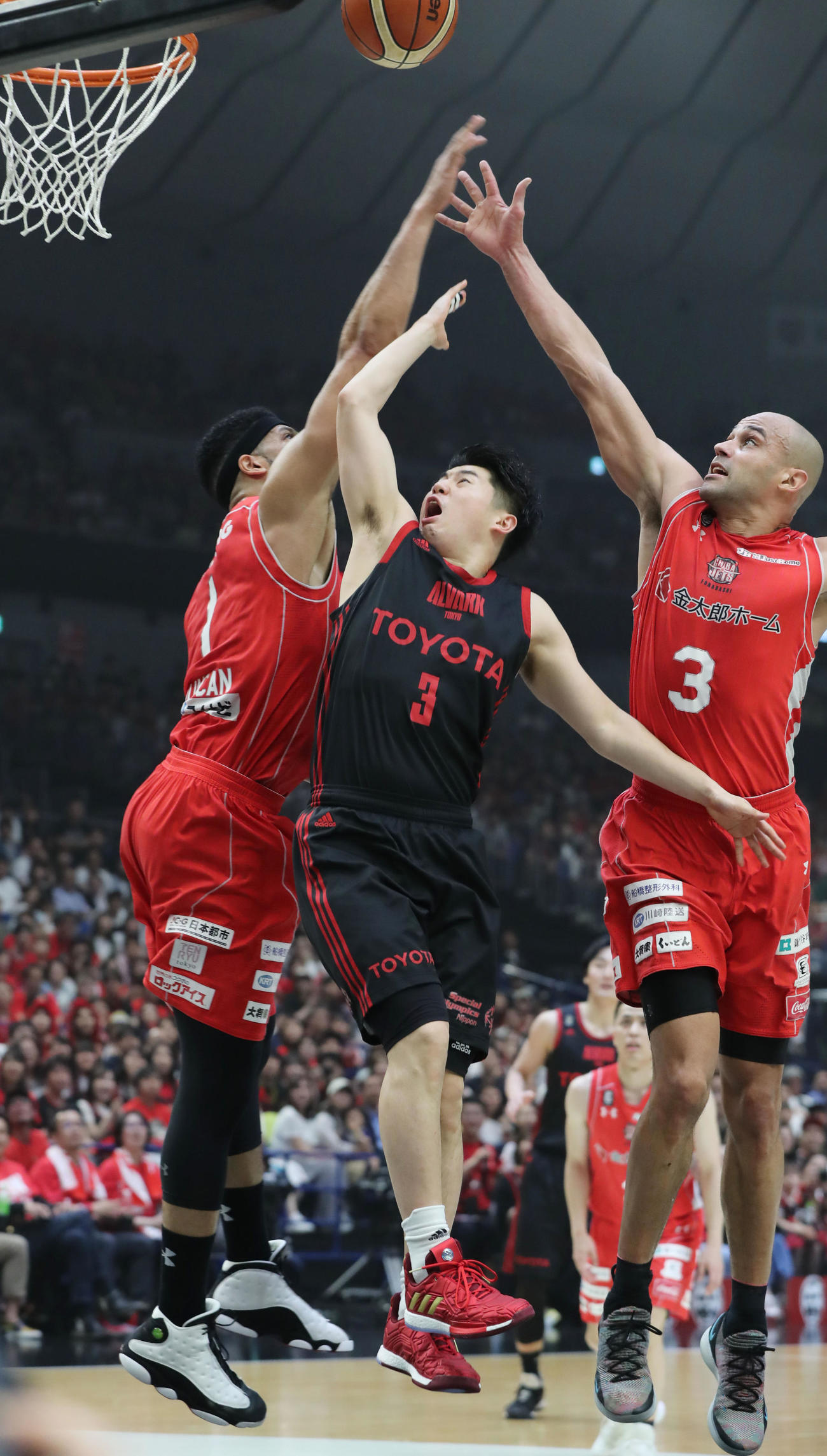 A東京安藤（中央）（2019年5月11日撮影）