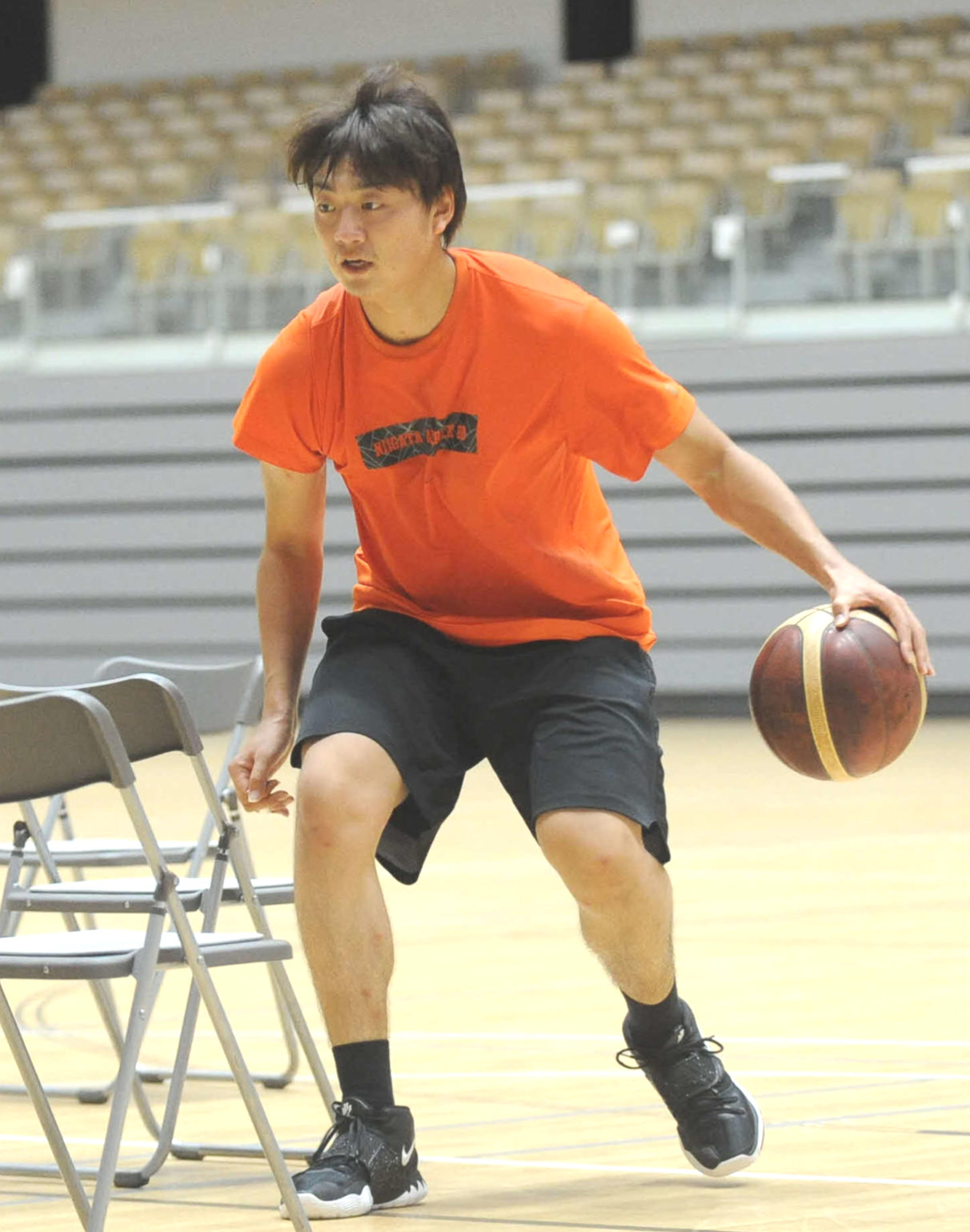 オフコート主将を務める石井峻平（6月23日撮影）