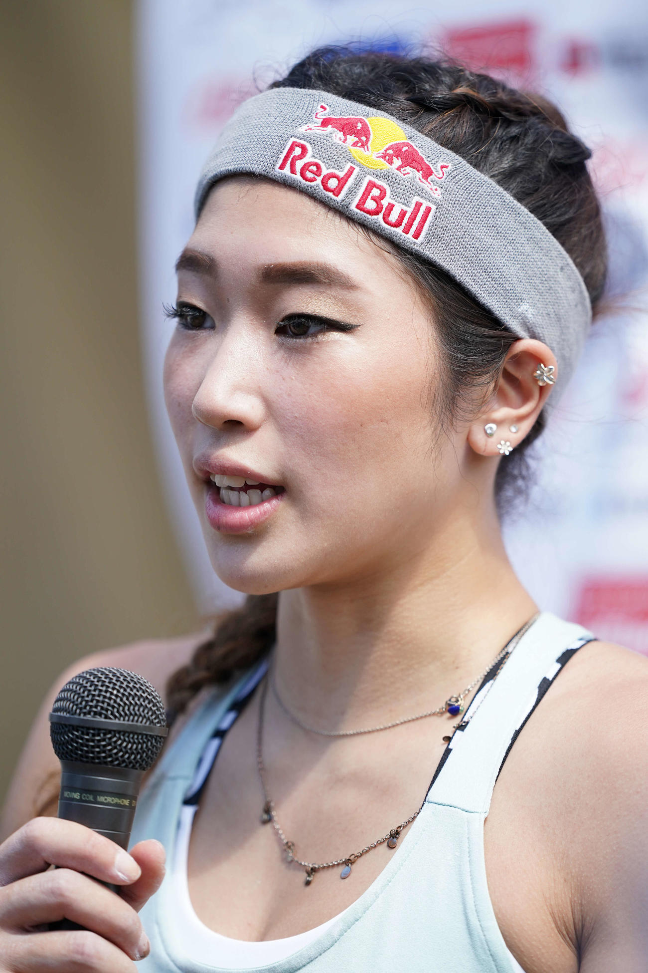 決勝進出を逃し、囲み取材に応じる野中（撮影・鈴木みどり）