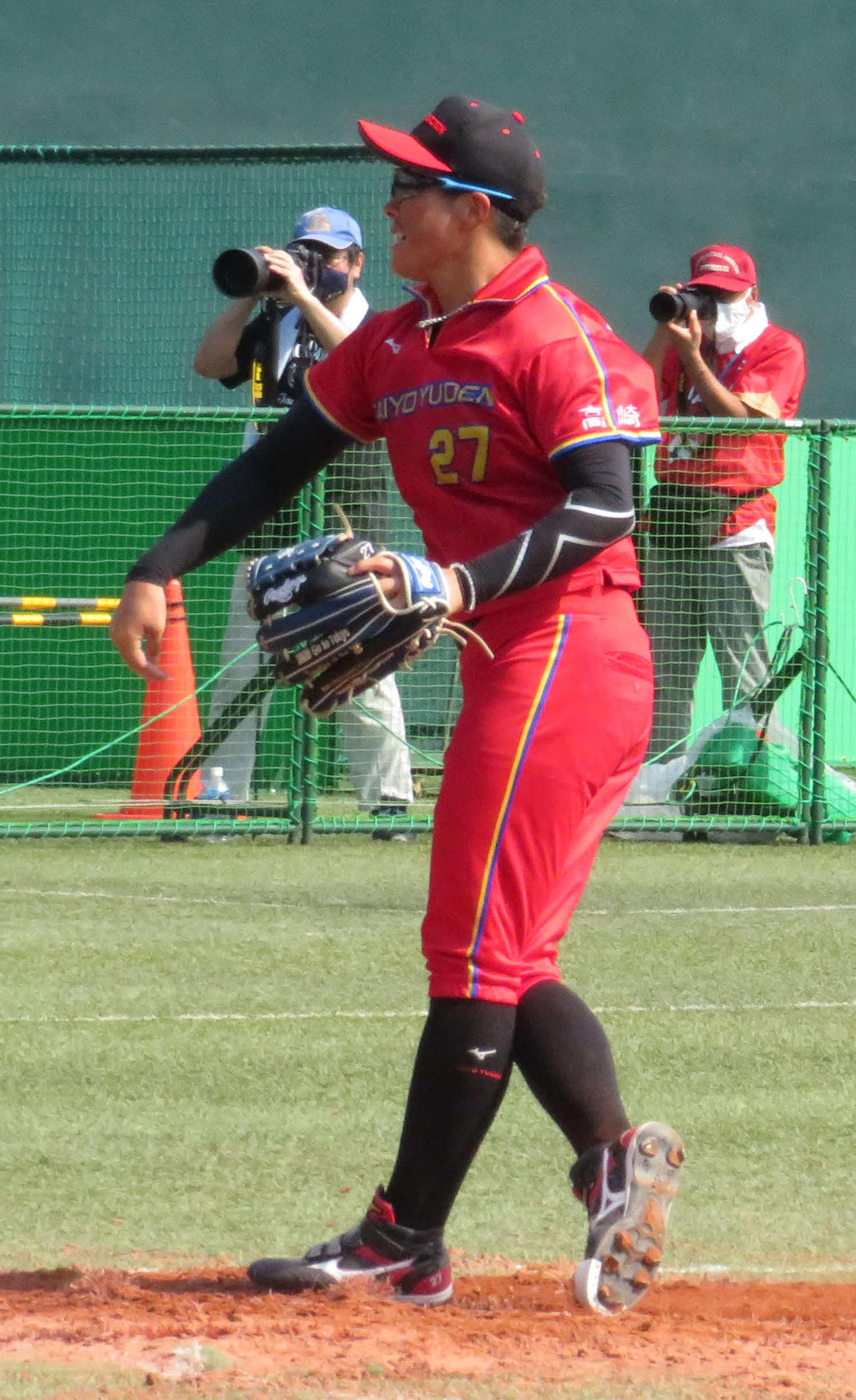 日本女子ソフトボールリーグ開幕節　太陽誘電VS豊田織機　7回1失点で完投した太陽誘電、藤田倭（撮影・松熊洋介）