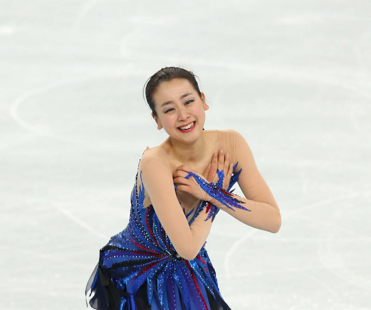 ソチ五輪女子フリーの演技を終えた浅田真央は思わず感極まる（2014年2月20日）