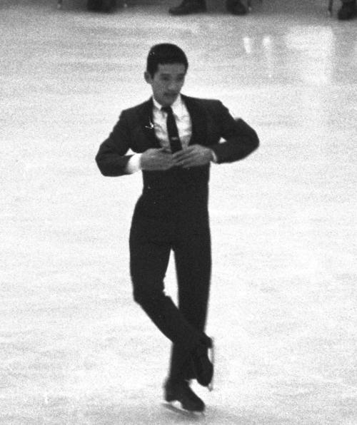 1966年12月、小塚嗣彦の演技