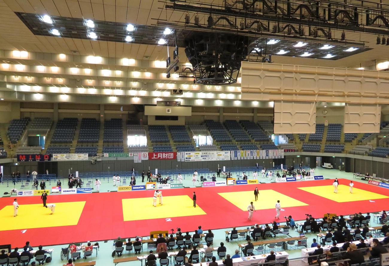 規模を縮小し、無観客で開催された講道館杯全日本体重別選手権（撮影・峯岸佑樹）