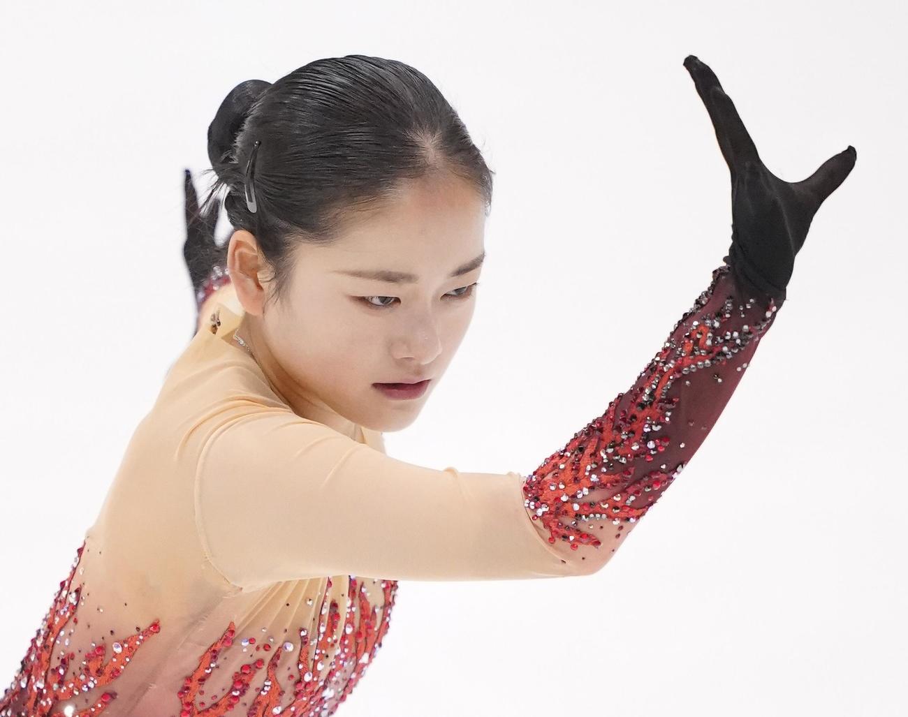 フィギュアスケート東日本選手権・女子SPで演技をする渡辺（撮影・菅敏）