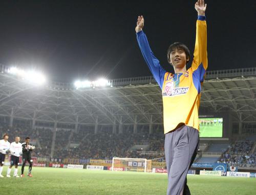 仙台対磐田の始球式を行った羽生結弦