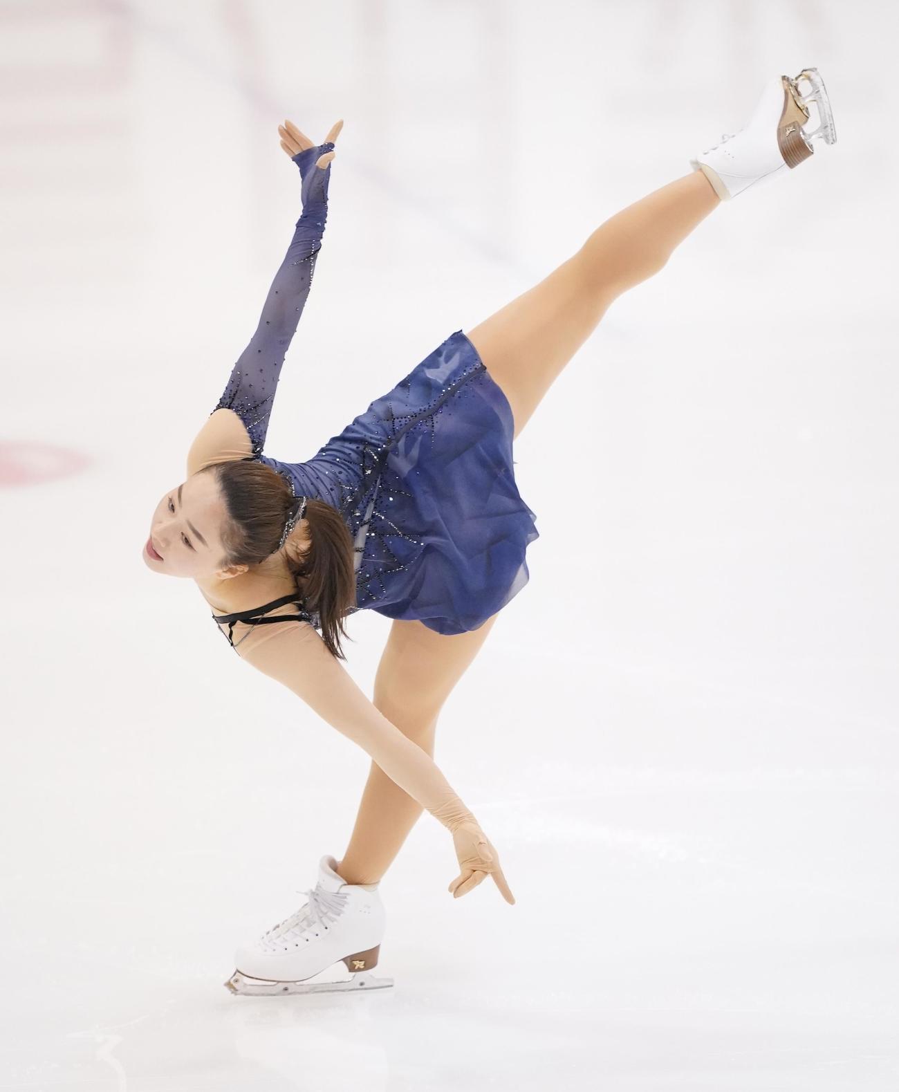 フィギュアスケート東日本選手権・女子SPで演技をする樋口新葉（撮影・菅敏）