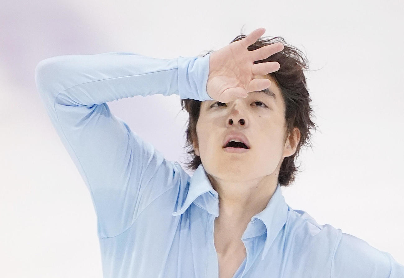 フィギュアスケート東日本選手権・男子フリーで演技をする山隈（撮影・菅敏）