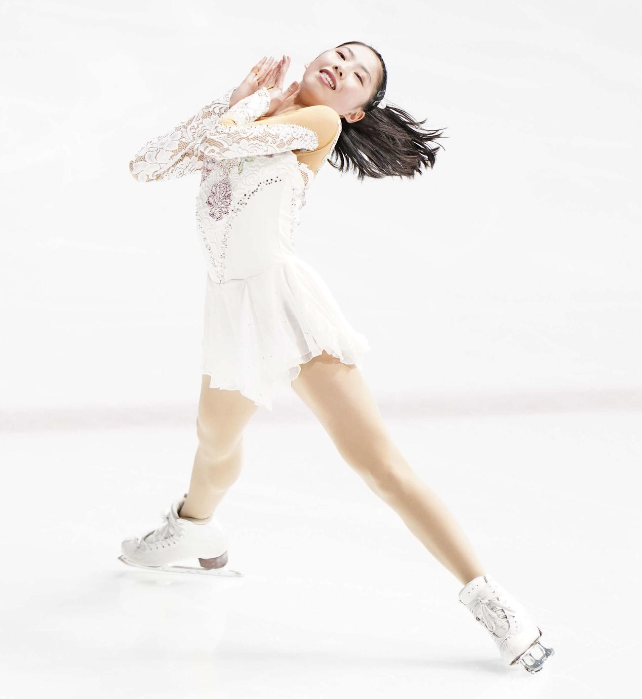 全日本ジュニアフィギュアスケート選手権2日目　女子SPで演技する住吉りをん（代表撮影）