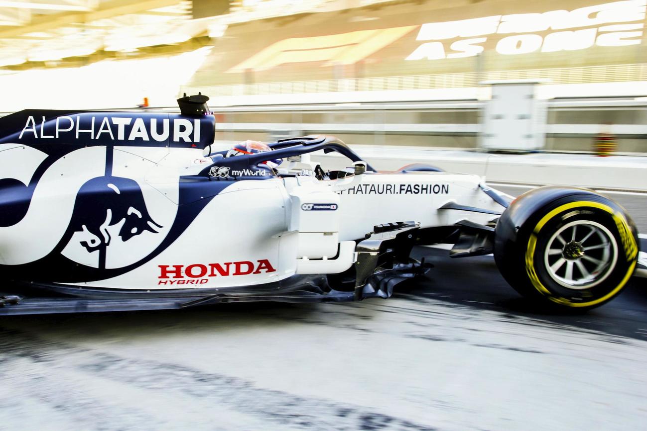 F1のテスト走行に臨む角田裕毅（ゲッティ＝共同）
