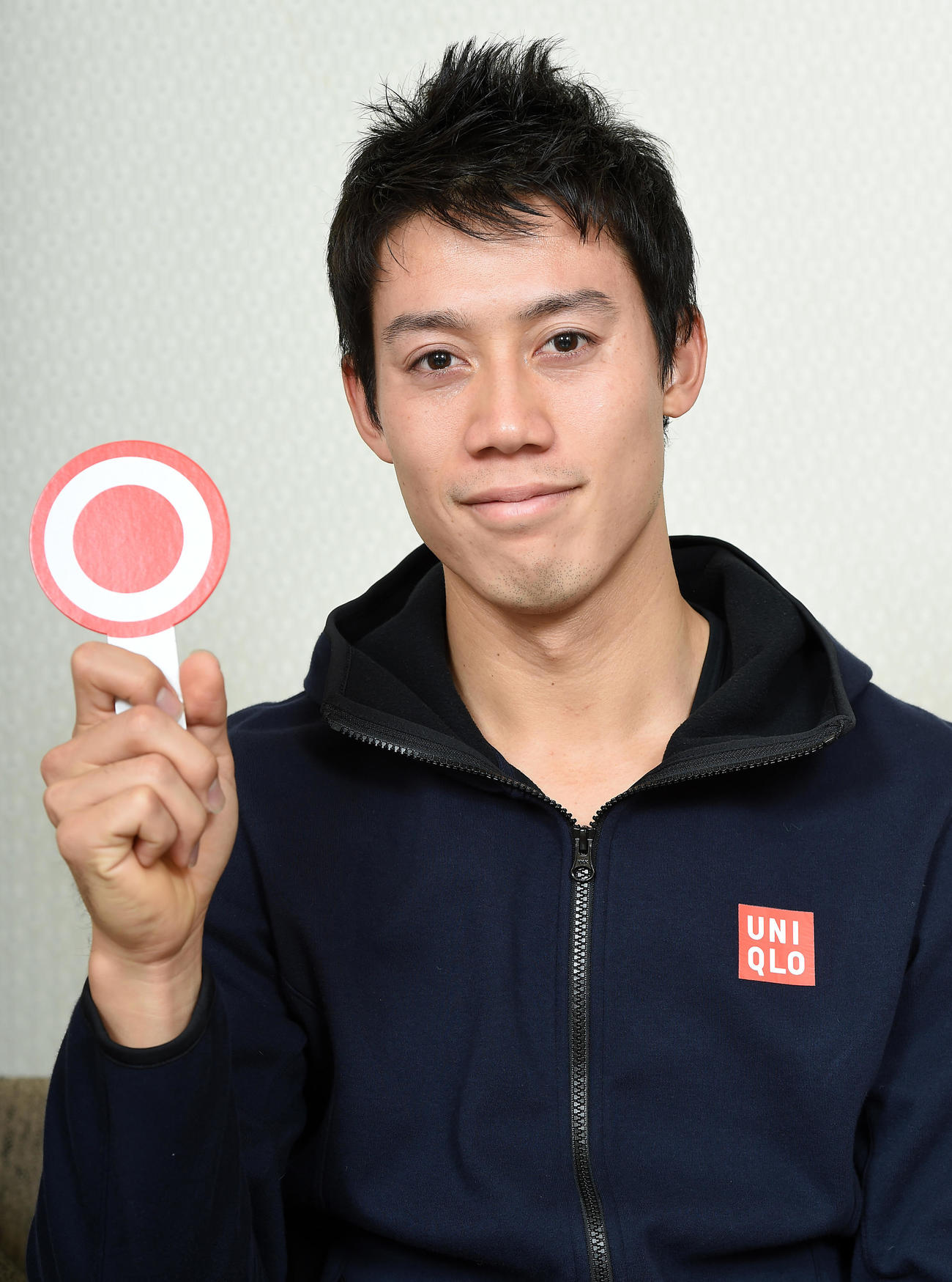 15年新春企画で質問に○棒で答える錦織