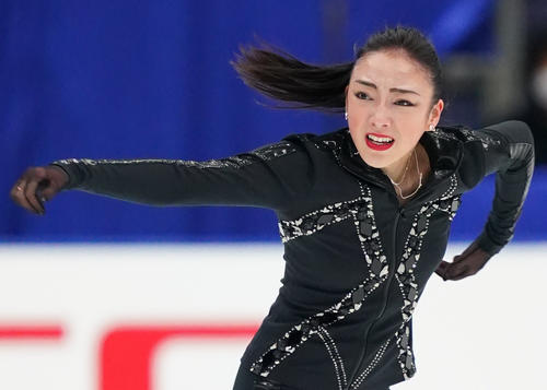 全日本選手権最終日　女子フリーで演技をする本郷（代表撮影）