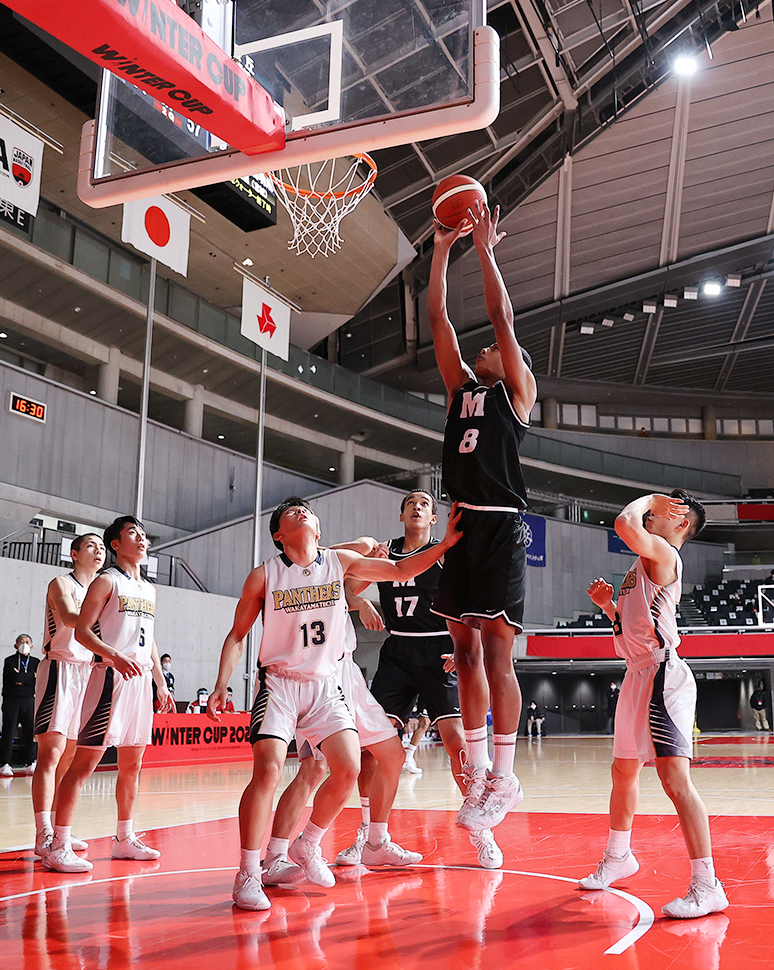 和歌山工対仙台大明成　第3Q、シュートを放つ仙台大明成・山崎一渉（C）JBA