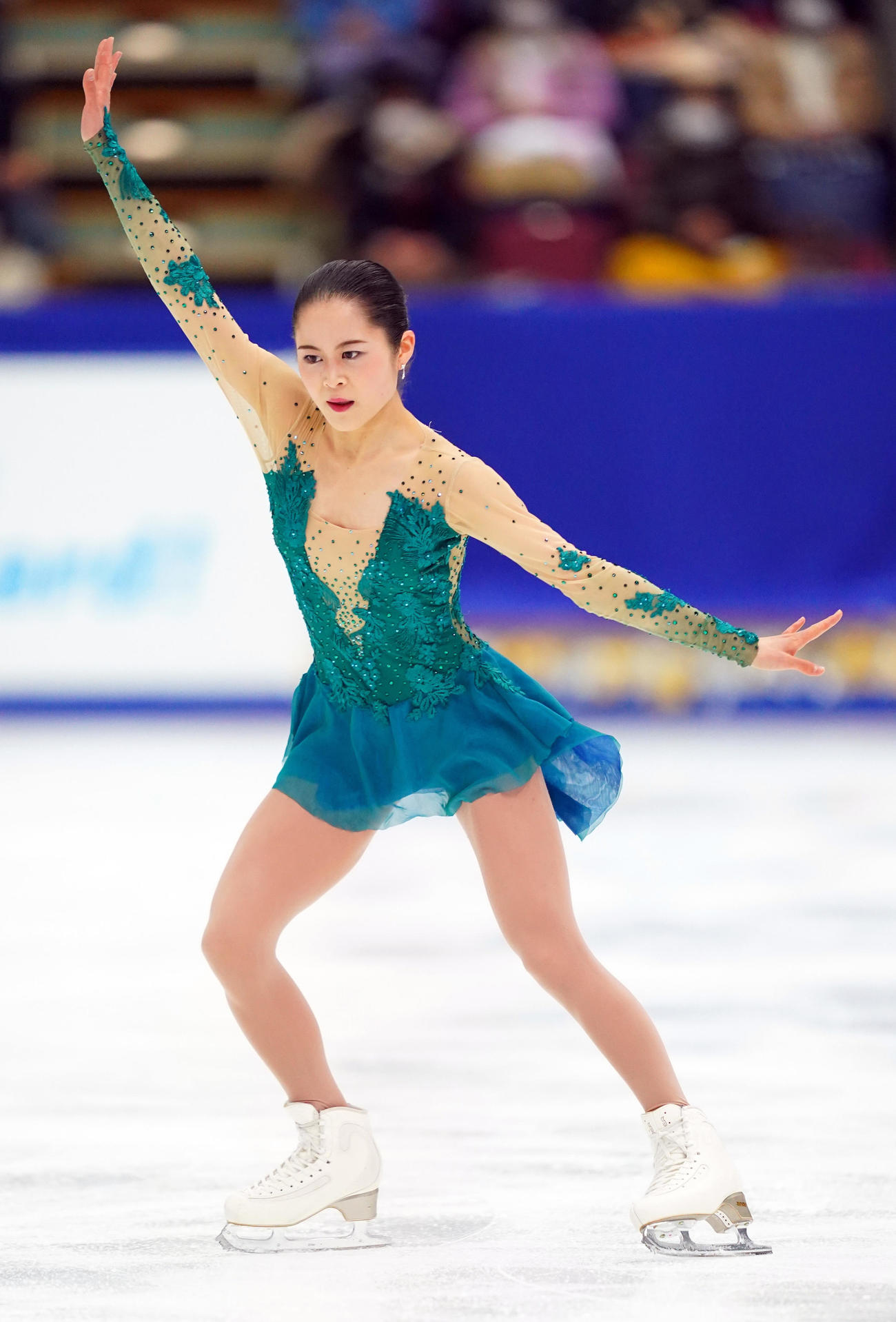 全日本フィギュアスケート選手権　女子SPの演技を終え、あいさつする宮原（代表撮影）