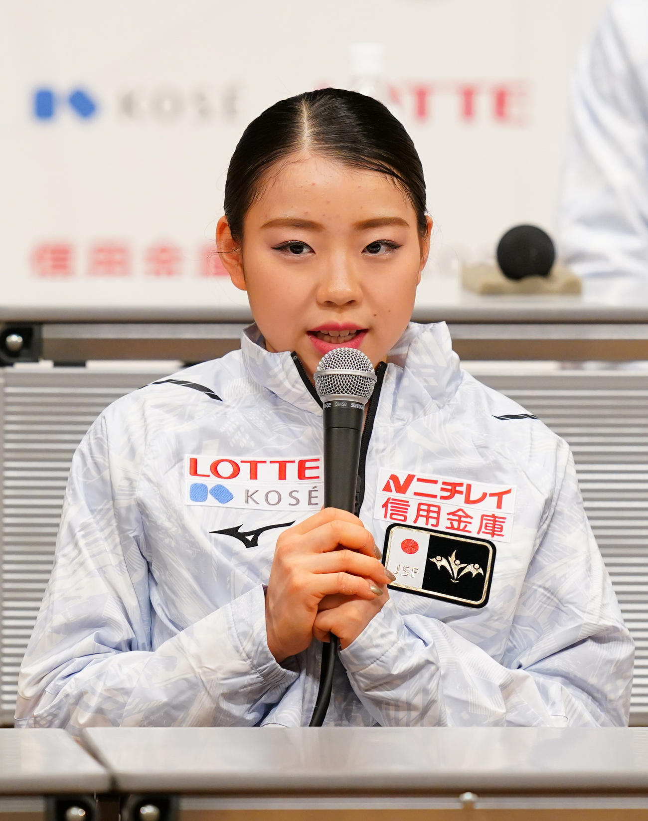 世界選手権代表が発表され、意気込みを語る紀平（代表撮影）