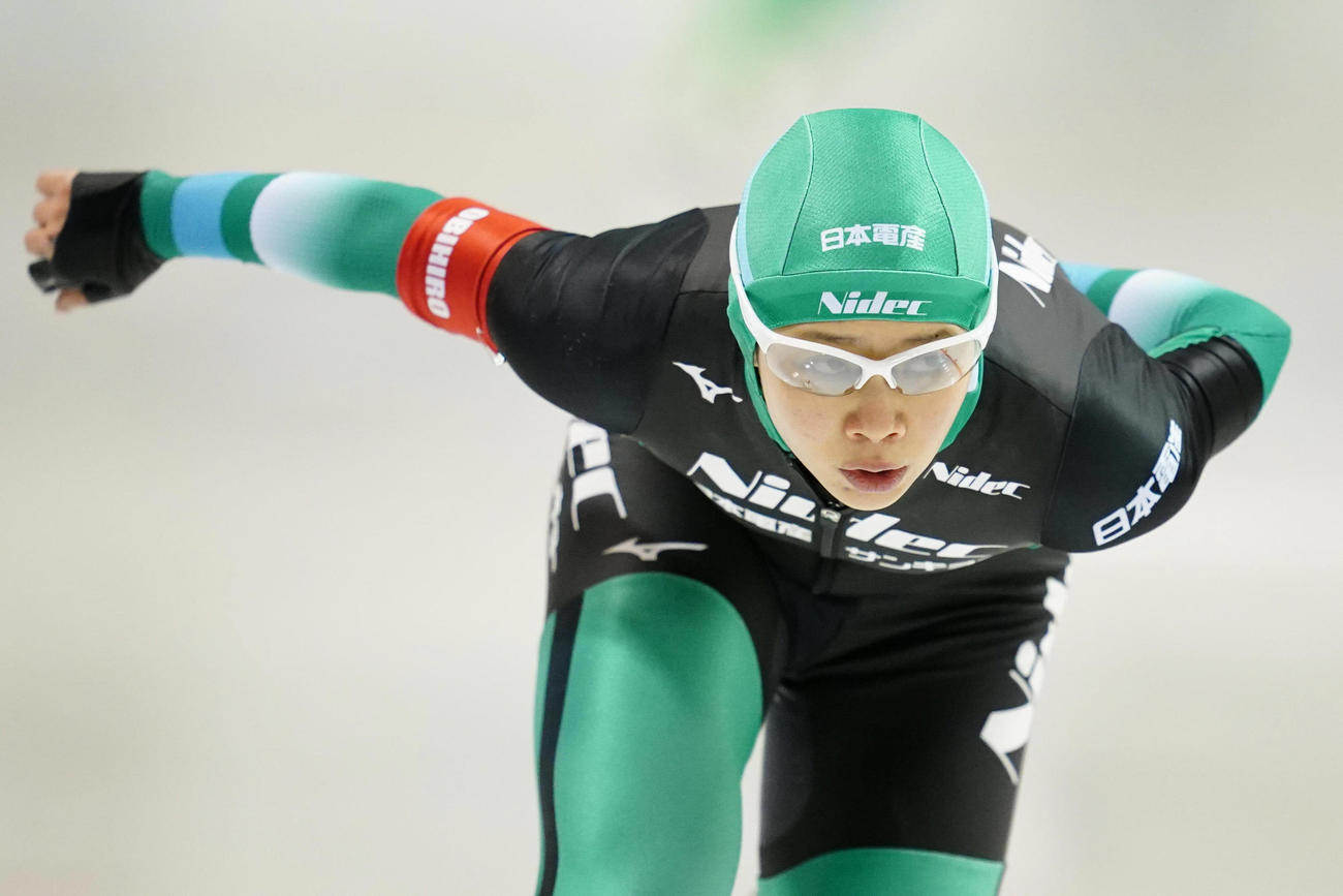 女子3000メートル、力走する4位の高木菜（代表撮影）