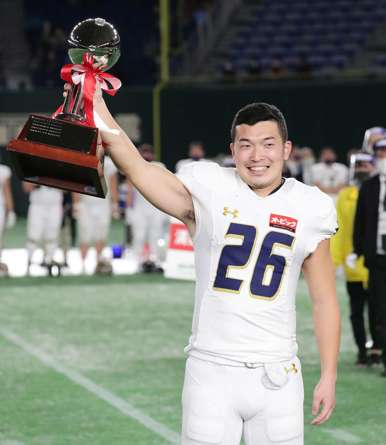 オービック対関学大　MVPに選ばれたオービックWR野崎（撮影・丹羽敏通）