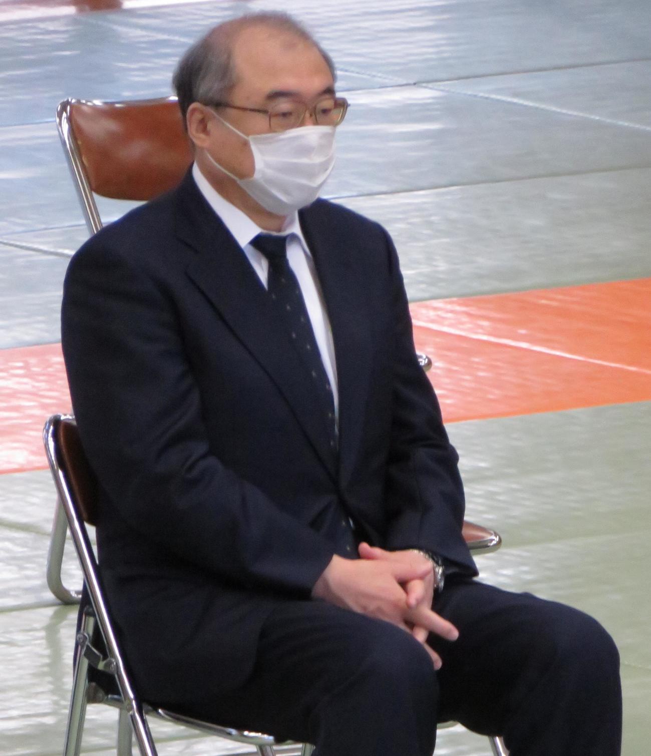 講道館の鏡開き式に出席した中里壮也専務理事（撮影・峯岸佑樹）
