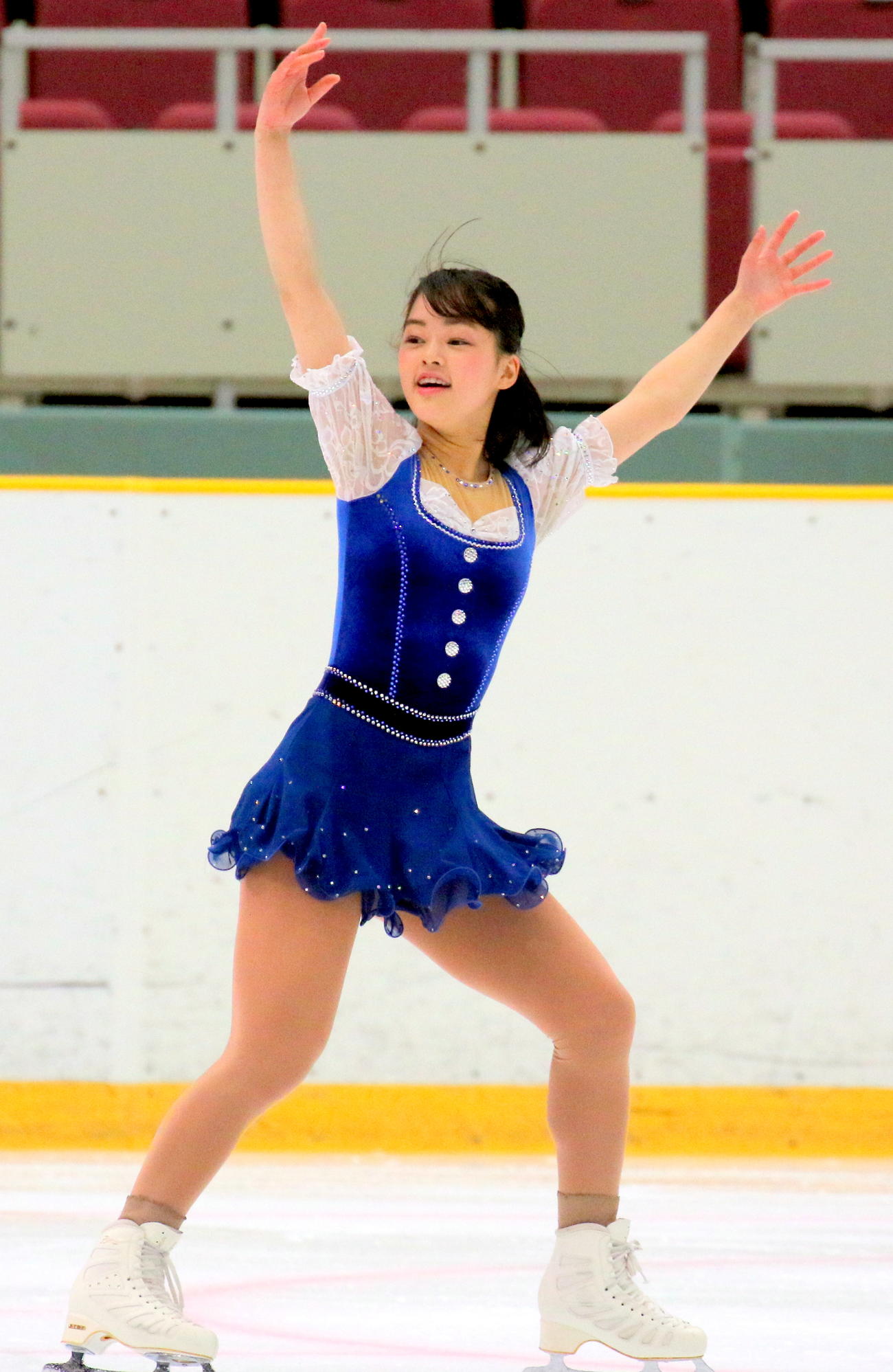 全国高校スケート選手権フィギュア競技　女子予選B（SP）を終え、首位に立った中京大中京の横井きな結（撮影・木下淳）