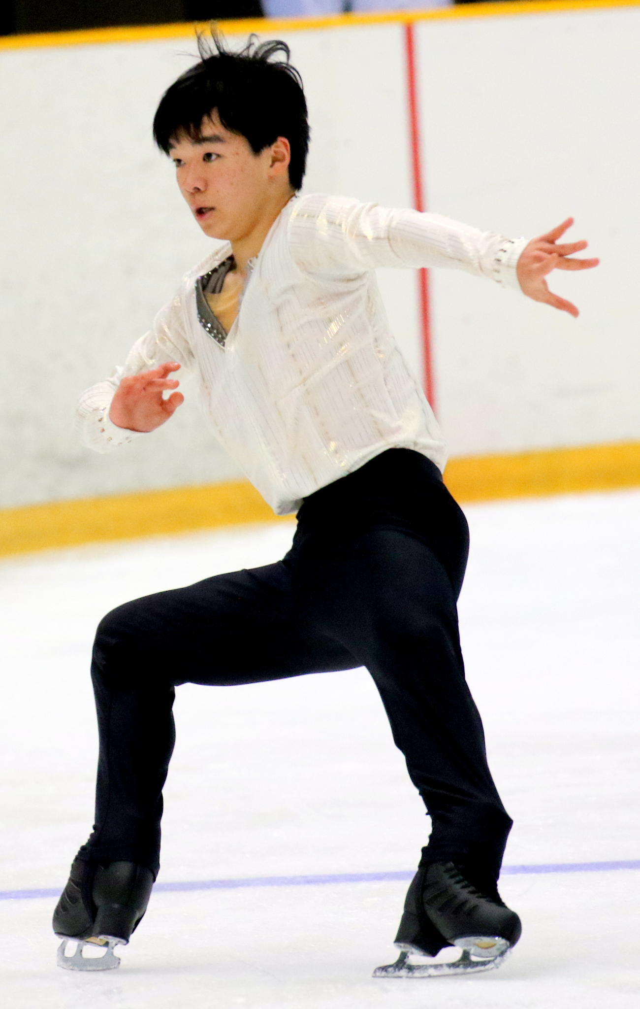 全国高校スケート選手権フィギュア競技　男子予選（SP）で首位発進した星槎国際横浜の鍵山優真（撮影・木下淳）