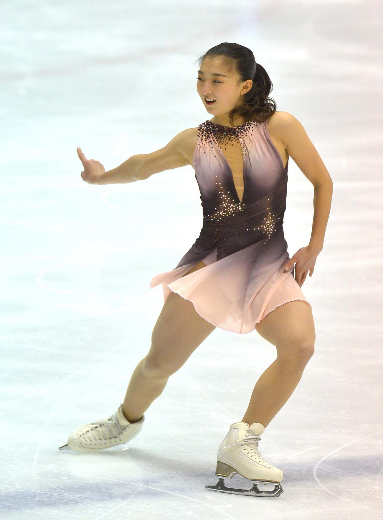 「愛知国体フィギュア成年女子SP」で演技をする坂本花織（代表撮影）