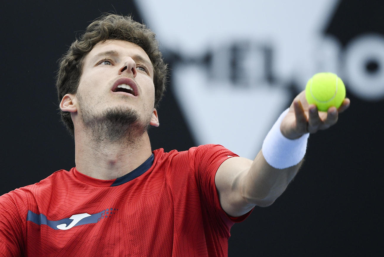 サーブを放つカレニョブスタ（AP）