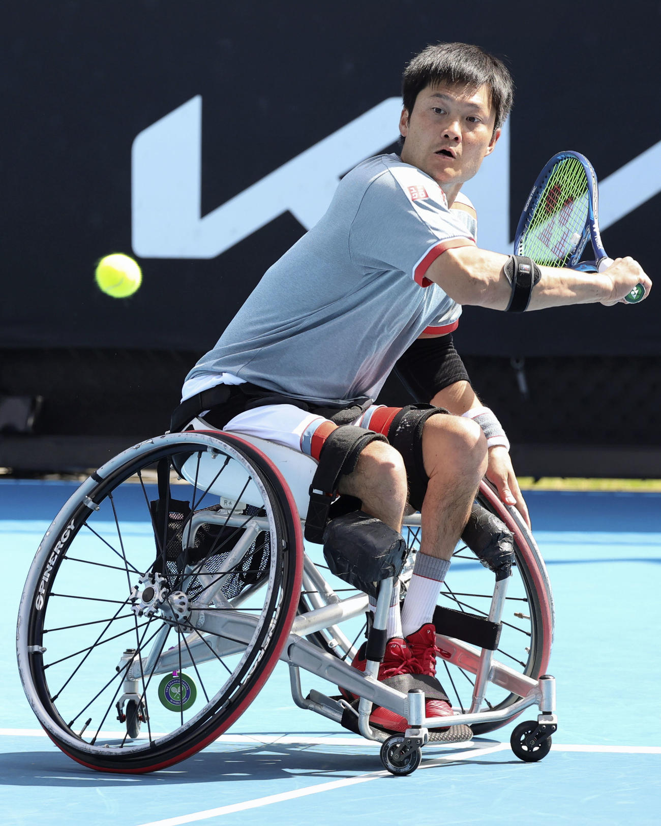車いすの部男子シングルス準決勝で敗退した国枝慎吾（共同）