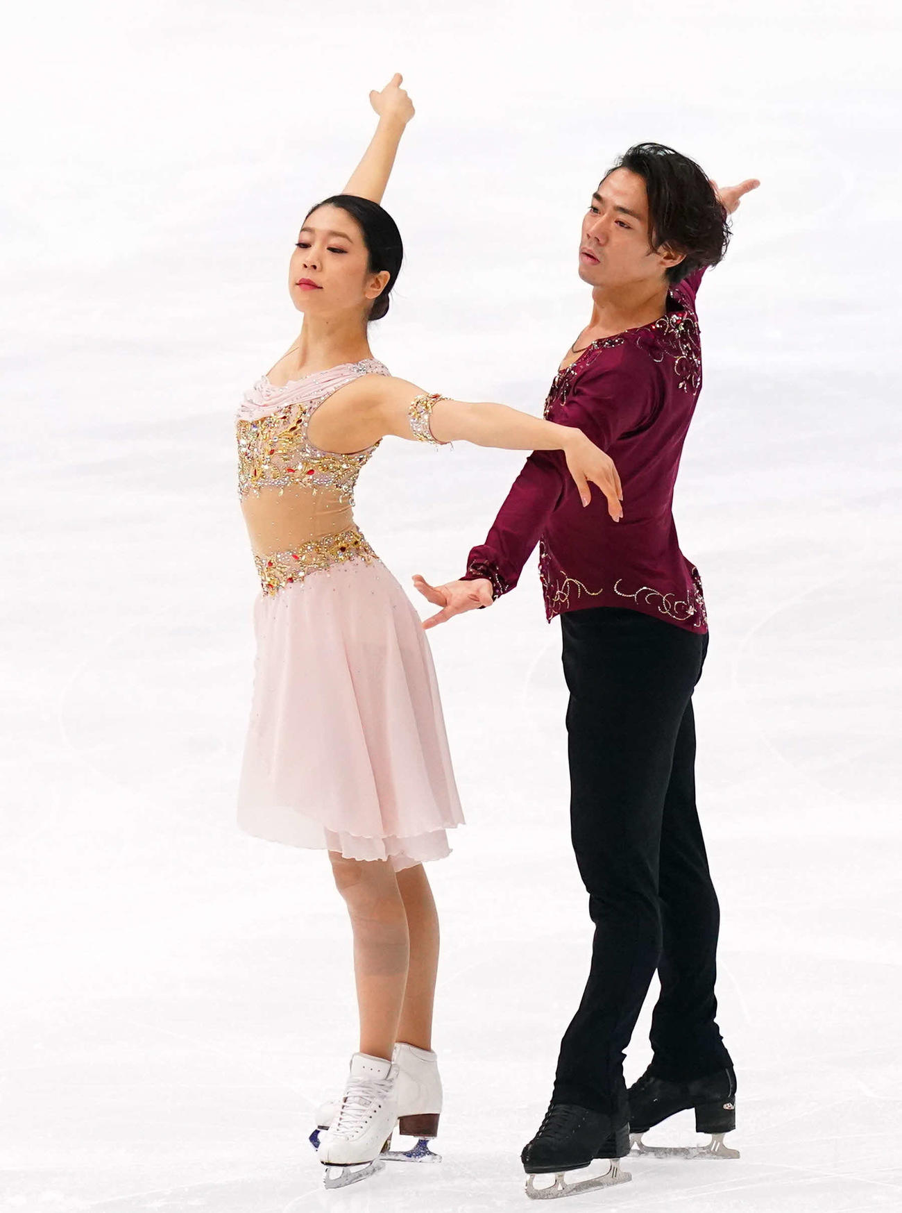 村元哉中（左）、高橋大輔（2020年12月27日撮影）
