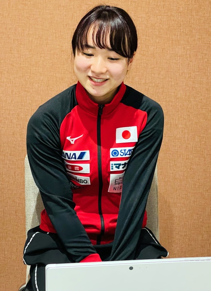オンライン合同取材に応じる東京五輪卓球女子代表の伊藤美誠（スターツ提供）
