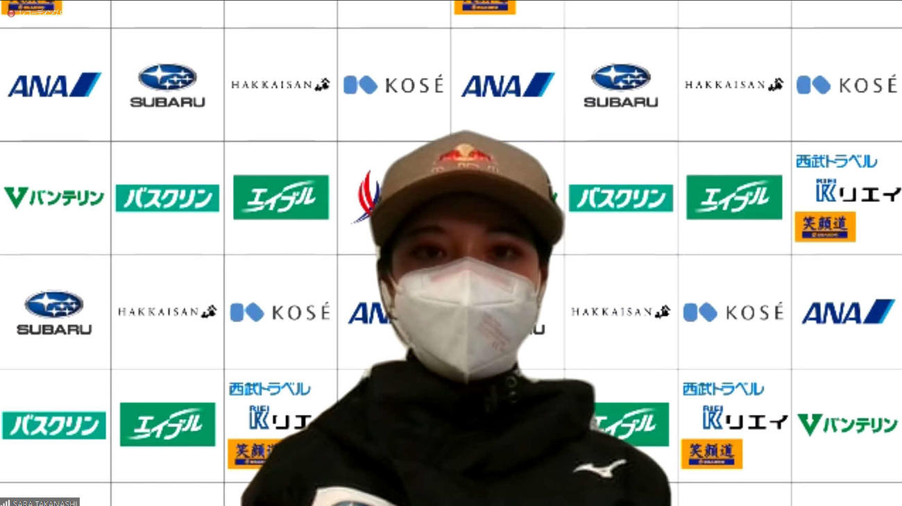 女子ラージヒルで銀メダルを獲得し、オンライン会見で取材対応した高梨