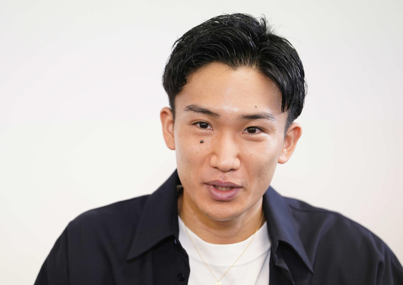 東日本大震災10年を前にインタビューに応じるバドミントンの桃田（2020年3月6日・代表撮影）