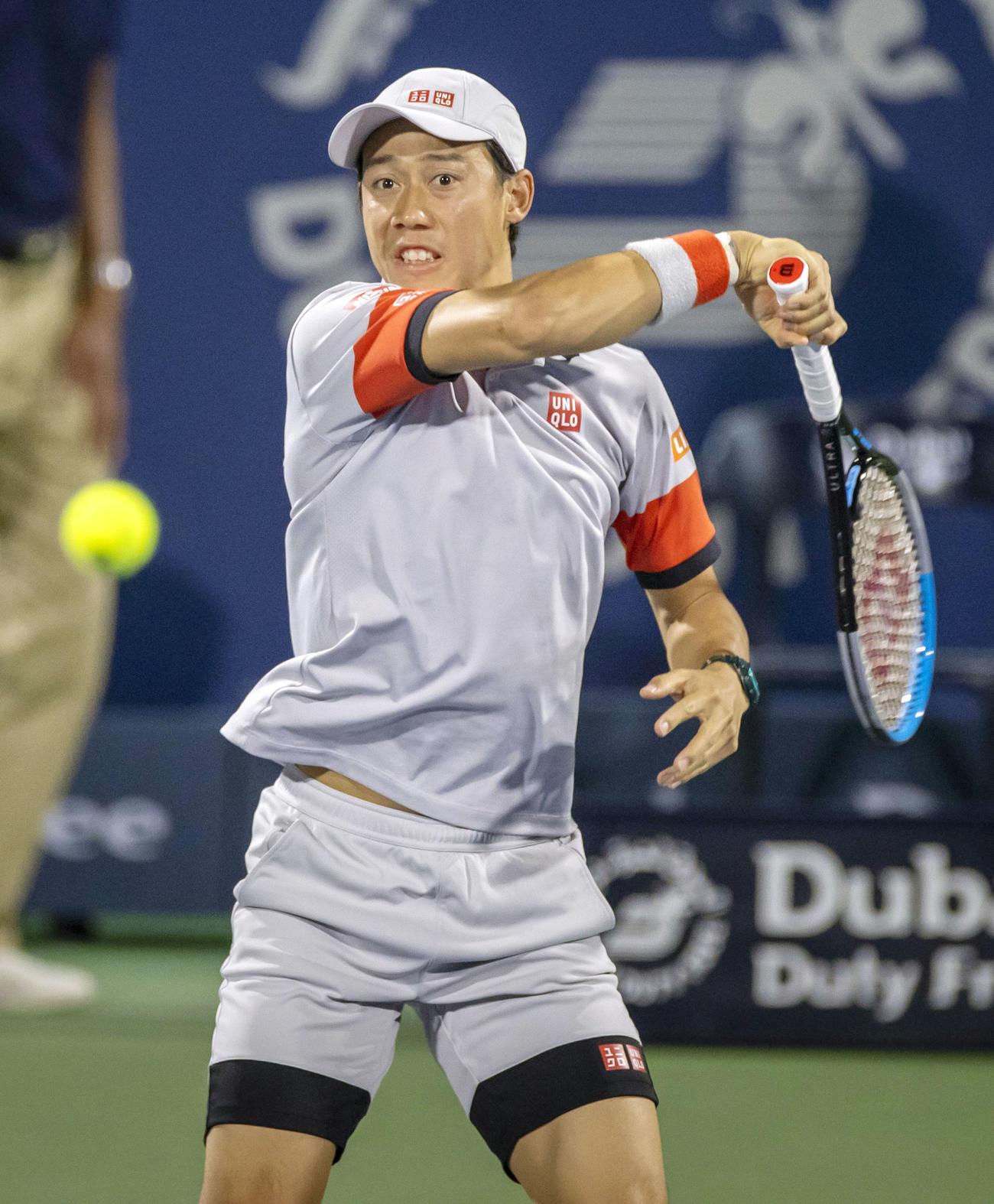 シングルス3回戦でアルヤジ・ベデネと対戦する錦織圭（共同）