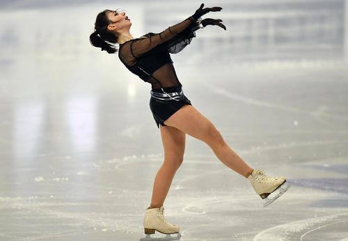 世界選手権女子SPに出場したエリザベータ・トゥクタミシェワ（AP）