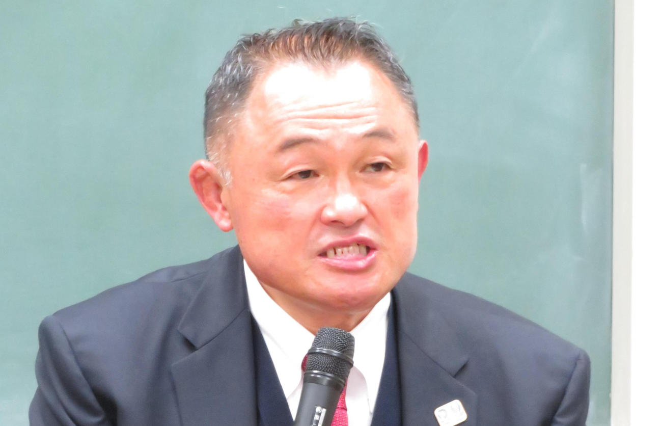 山下泰裕会長（2021年2月26日撮影）