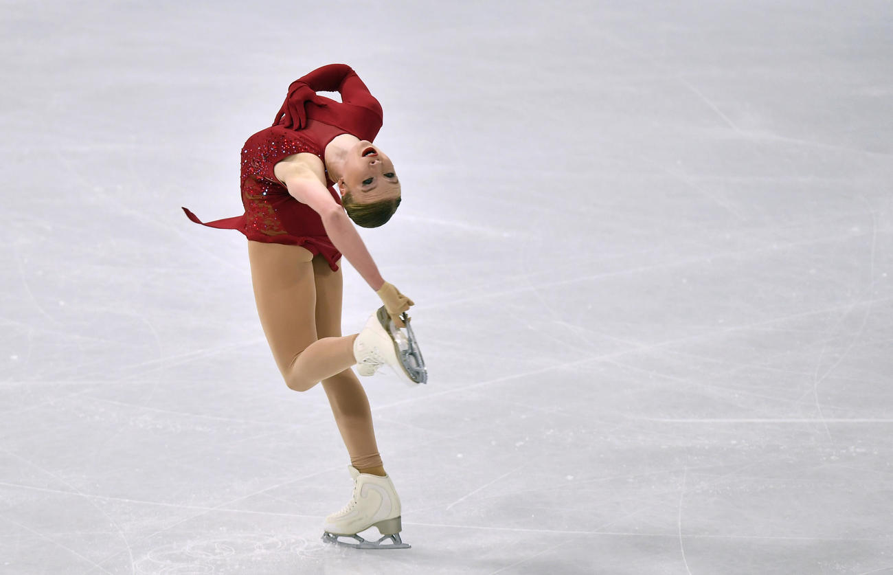 女子フリー　演技するリンゼイ・ファン・ズンデルト（AP）