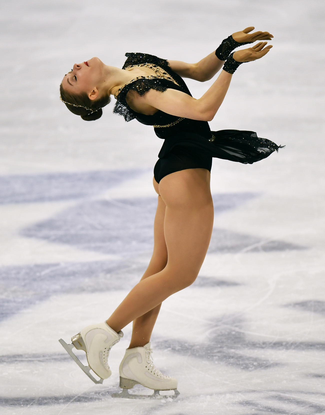 女子フリー　演技するイエニー・サーリネン（AP）