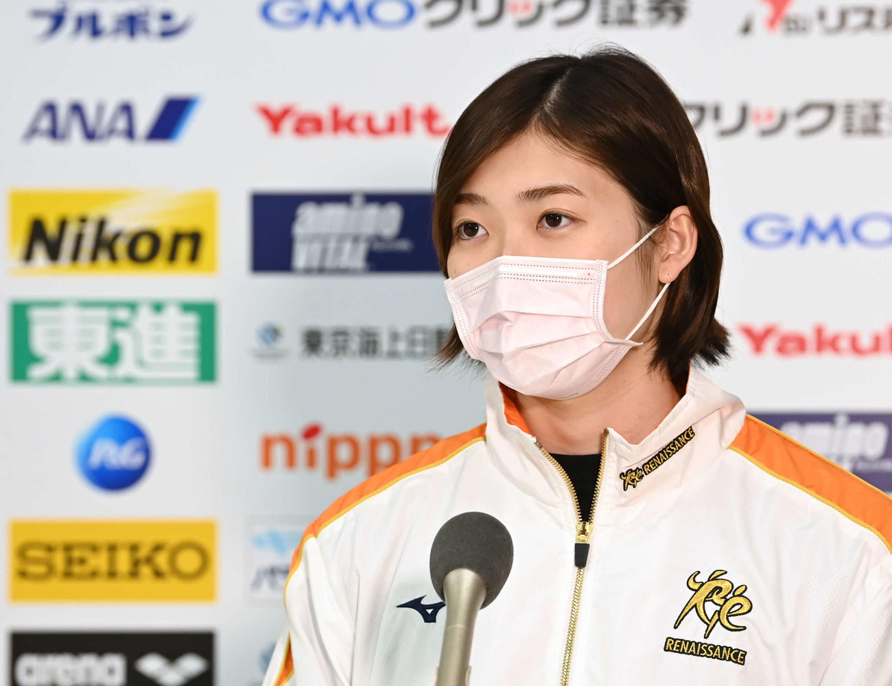 競泳日本選手権を前に取材に応じる池江璃花子（日本水泳連盟提供）