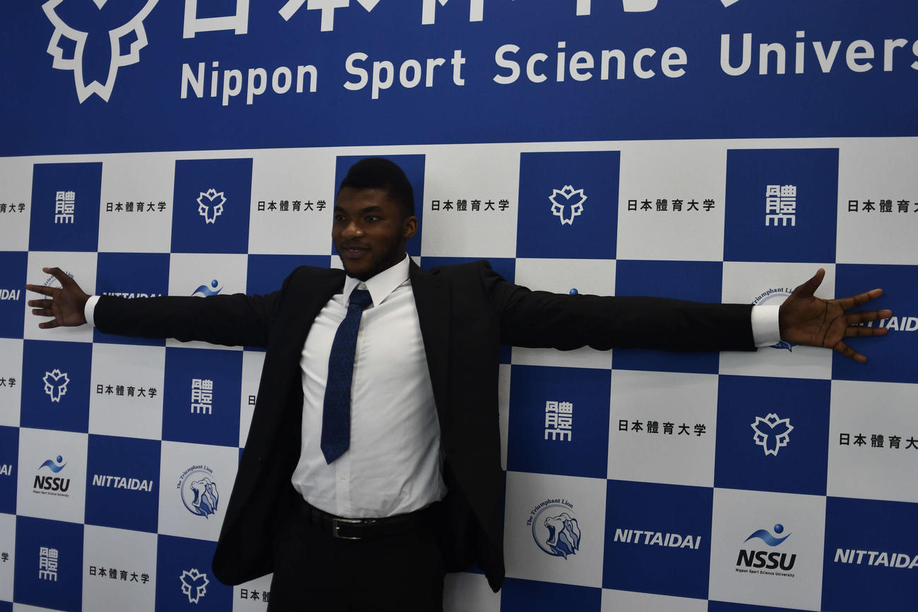 バスケットボールのウインターカップ準優勝した京都・東山出身で今春日体大に入学したムトンボ（撮影・平山連）